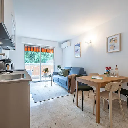 公寓 2p Renove Avec Terrasse Au Port De 尼斯