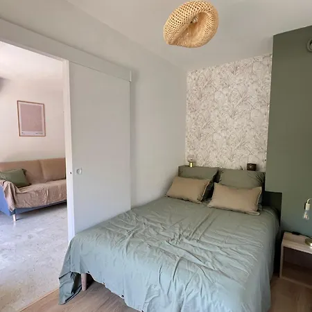 Lägenhet 2p Renove Avec Terrasse Au Port De *